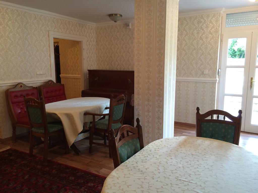 Villa Rubin Panzio Hajdúszoboszló Eksteriør bilde
